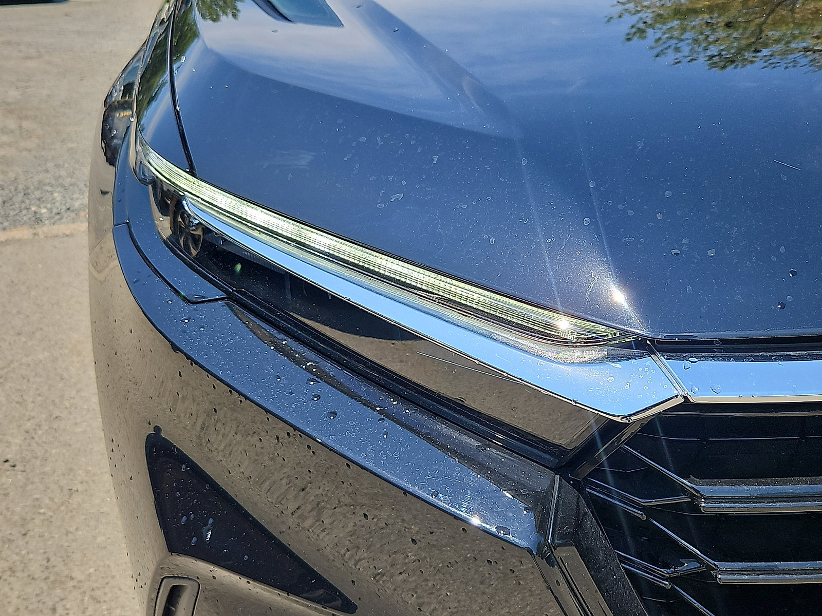 Used 2023 Honda CR-V EX image 11