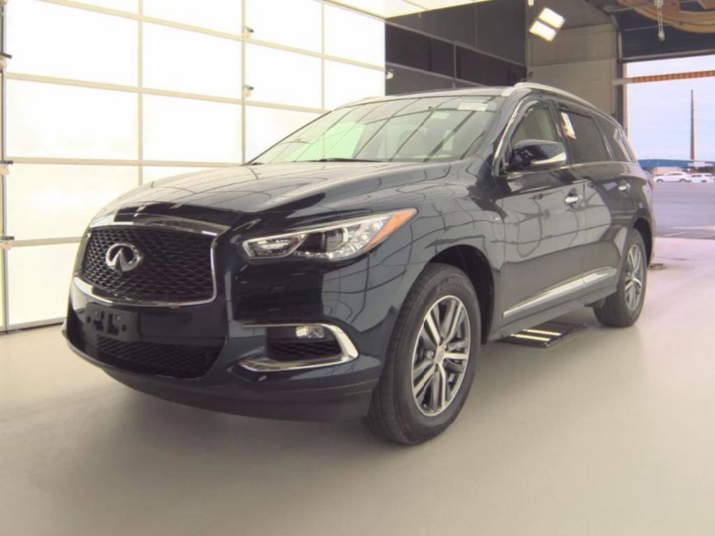 Used 2020 INFINITI QX60 Luxe w/ Essential Package