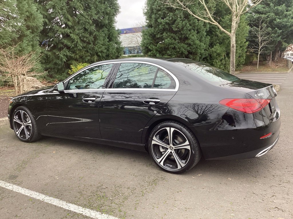 Used 2024 Mercedes-Benz C 300 4MATIC Sedan image 10