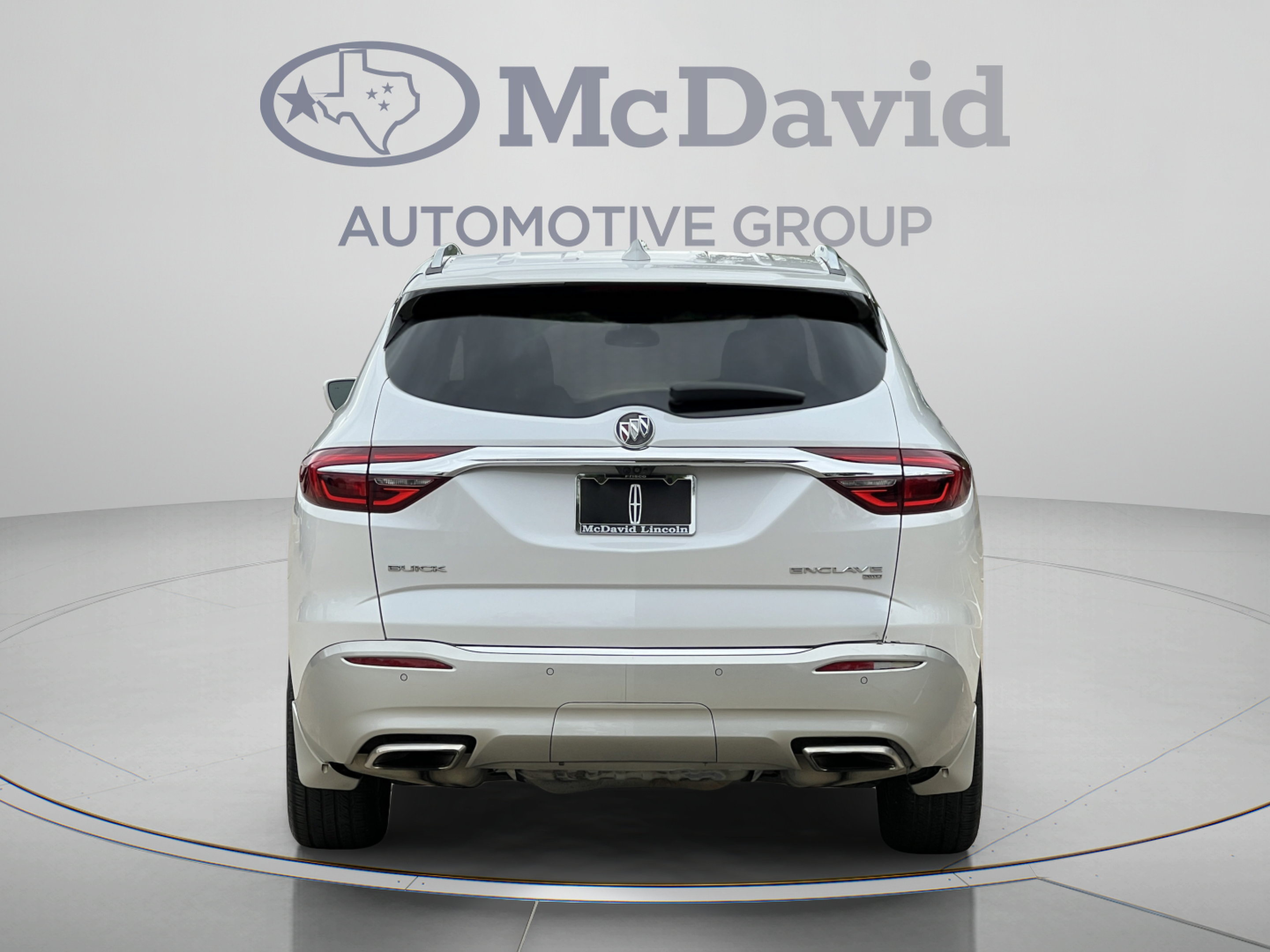 Used 2018 Buick Enclave Avenir w/ Avenir Technology Package AWD/4WD image 6