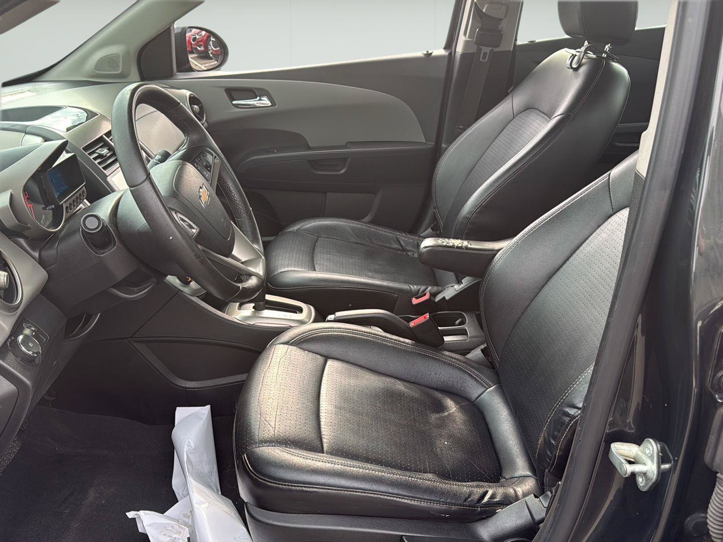 Used 2015 Chevrolet Sonic LTZ FWD image 5