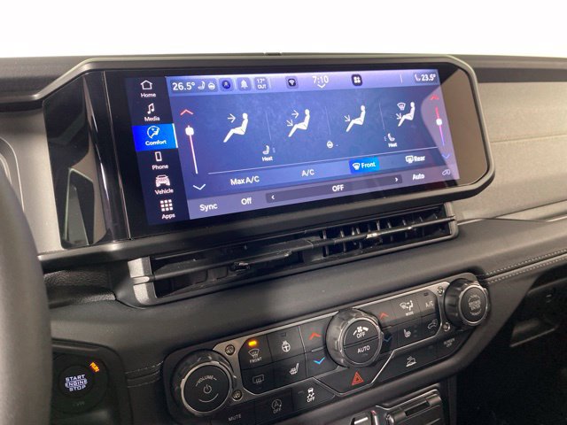 Used 2026 Jeep Wrangler Unlimited Sahara AWD/4WD image 6