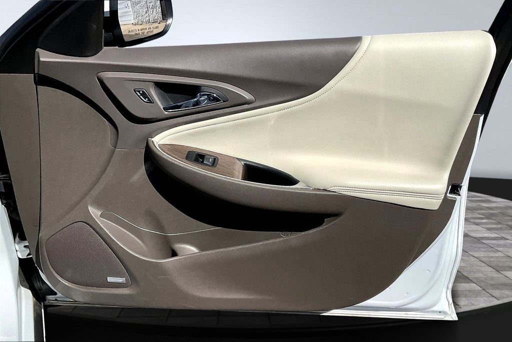 Used 2024 Chevrolet Malibu LT image 29