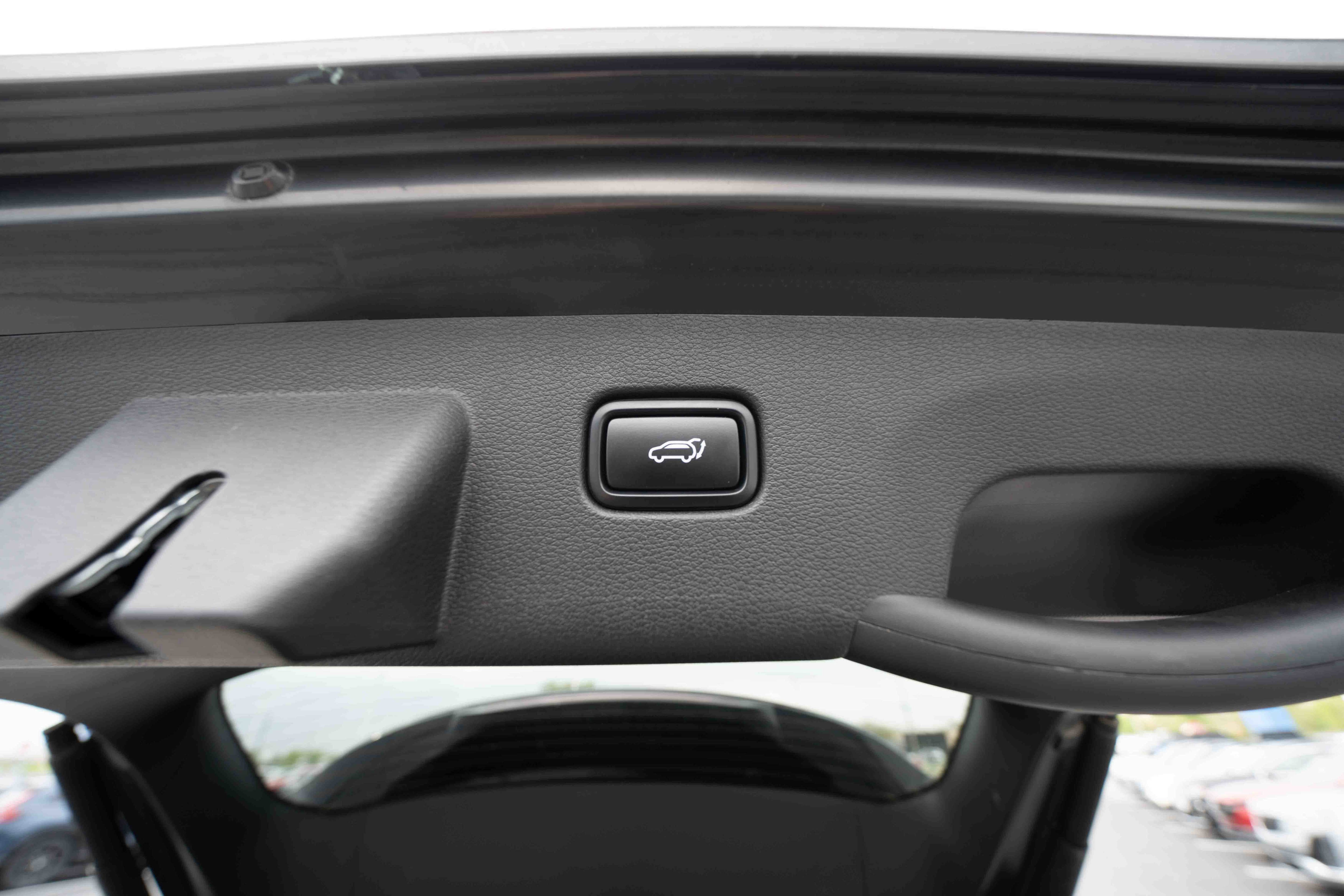 Used 2023 Kia Sportage X-Line w/ X-Line Premium Package AWD/4WD image 29