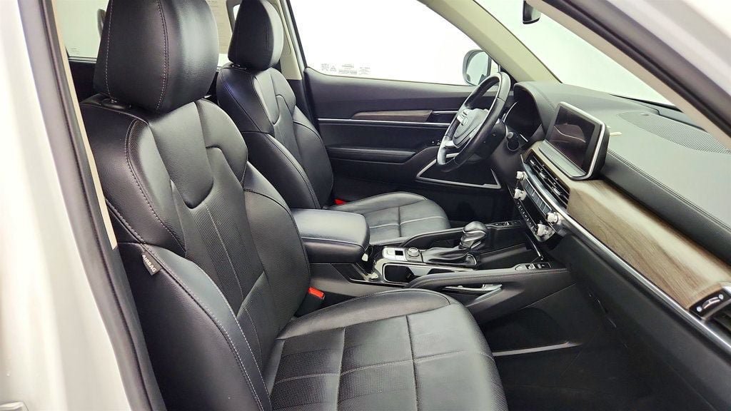 Used 2020 Kia Telluride EX w/ EX Premium Package AWD/4WD image 25