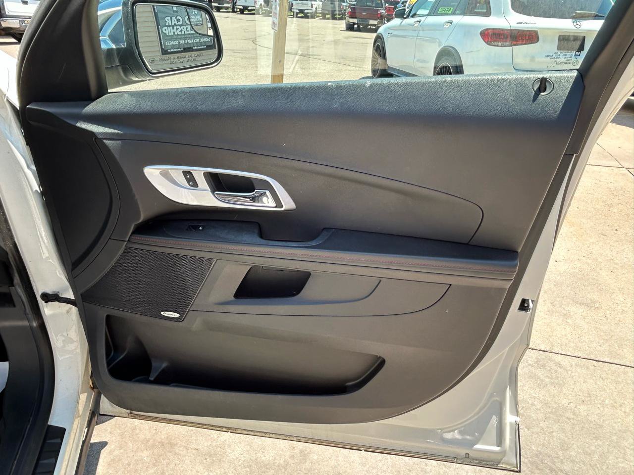 Used 2014 Chevrolet Equinox LTZ AWD/4WD image 16