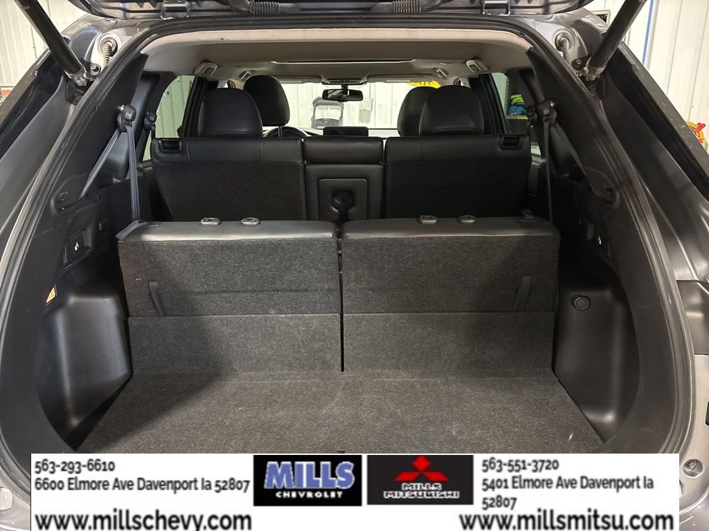 Used 2022 Mitsubishi Outlander SE AWD/4WD image 14
