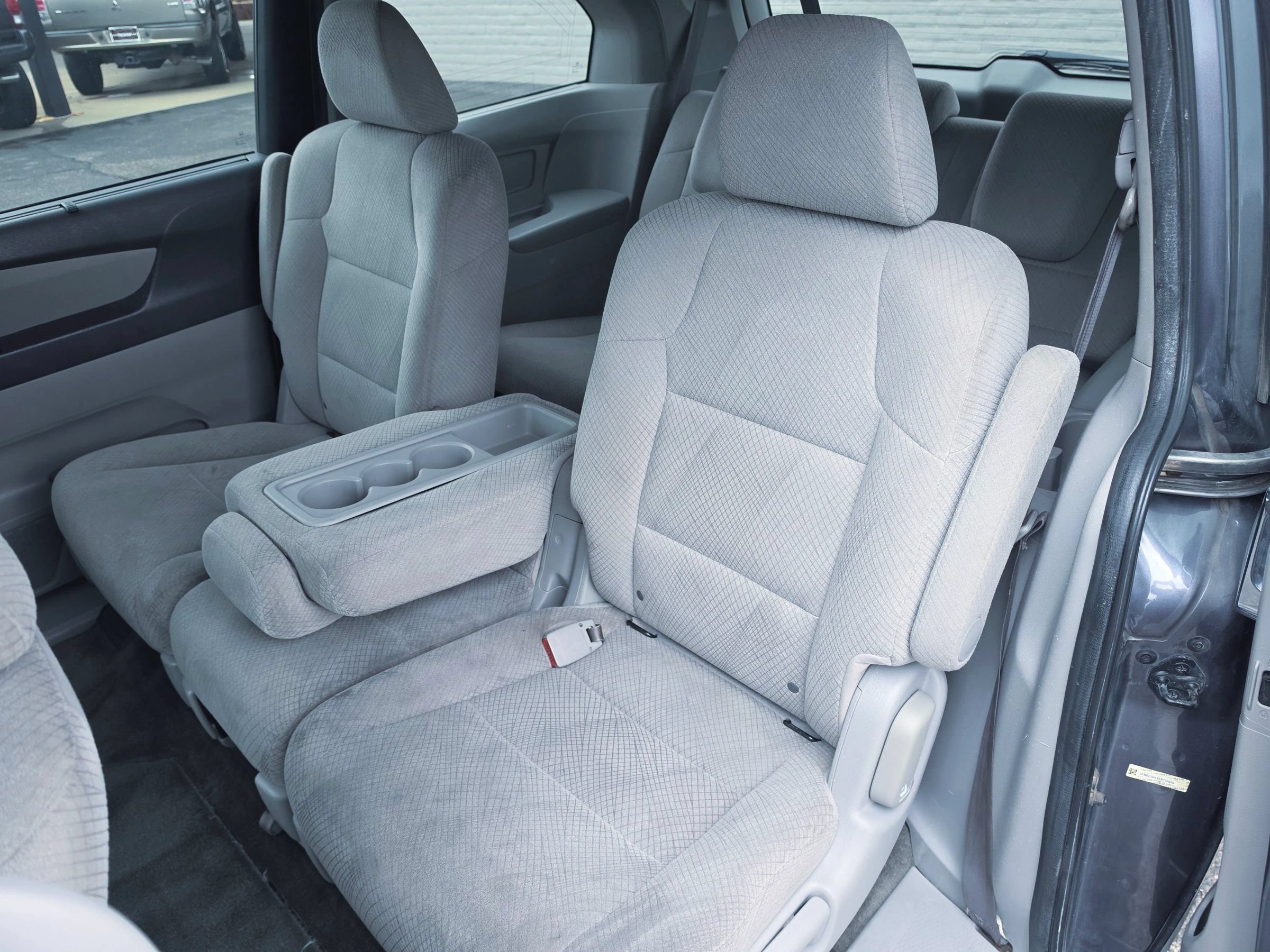Used 2014 Honda Odyssey EX image 16