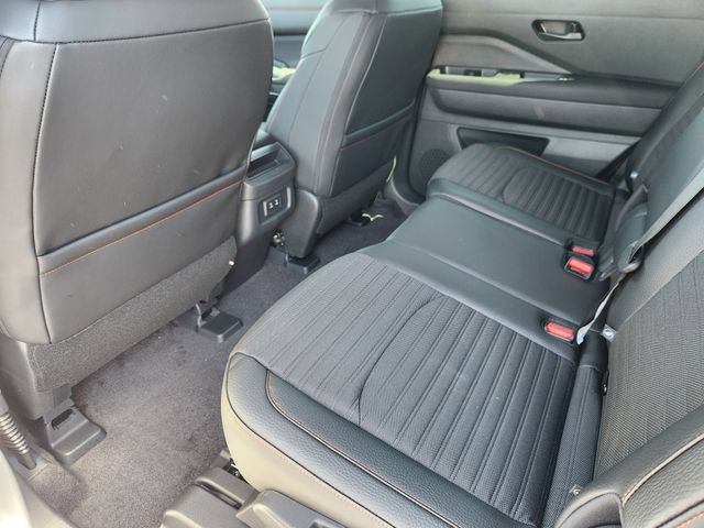 New 2026 Nissan Pathfinder Rock Creek AWD/4WD image 8