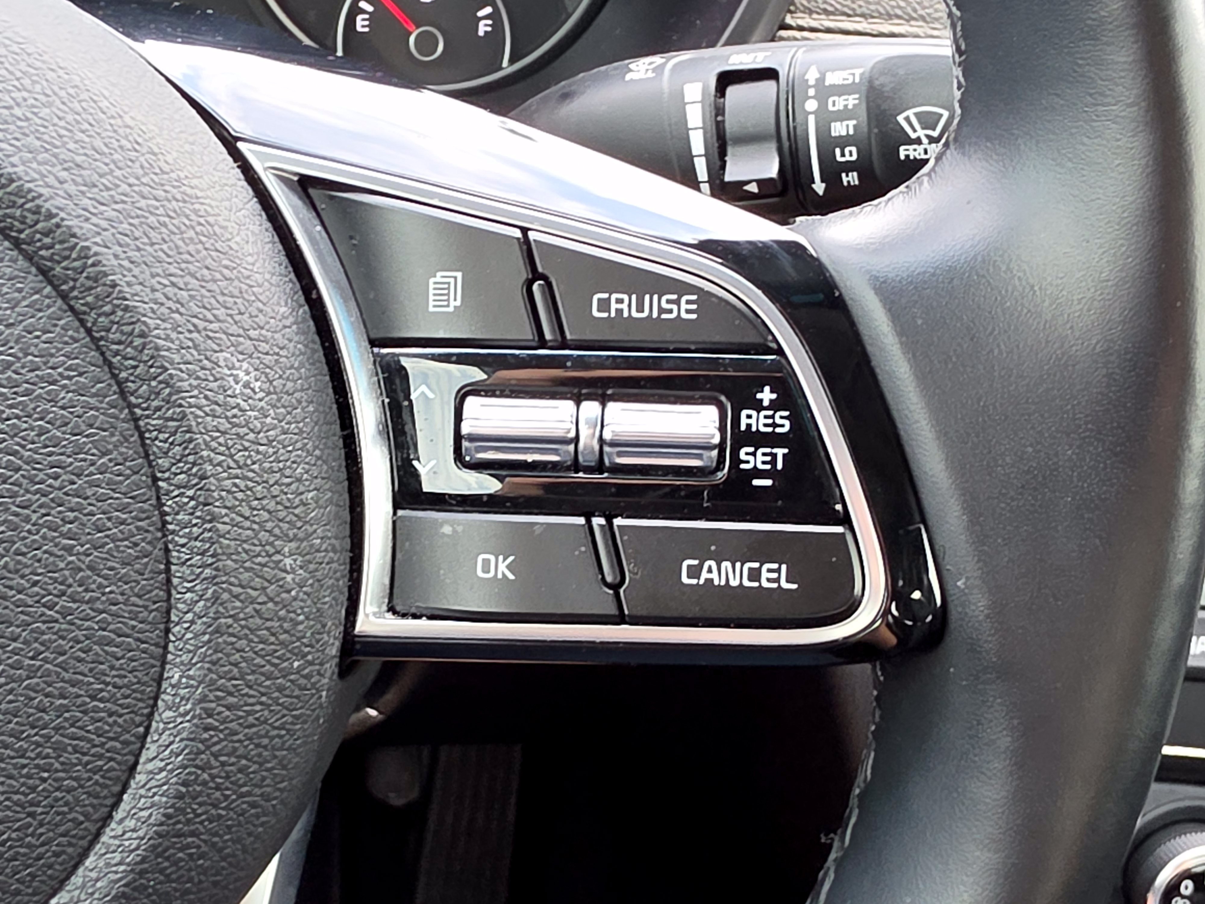 Used 2020 Kia Optima SE FWD image 17