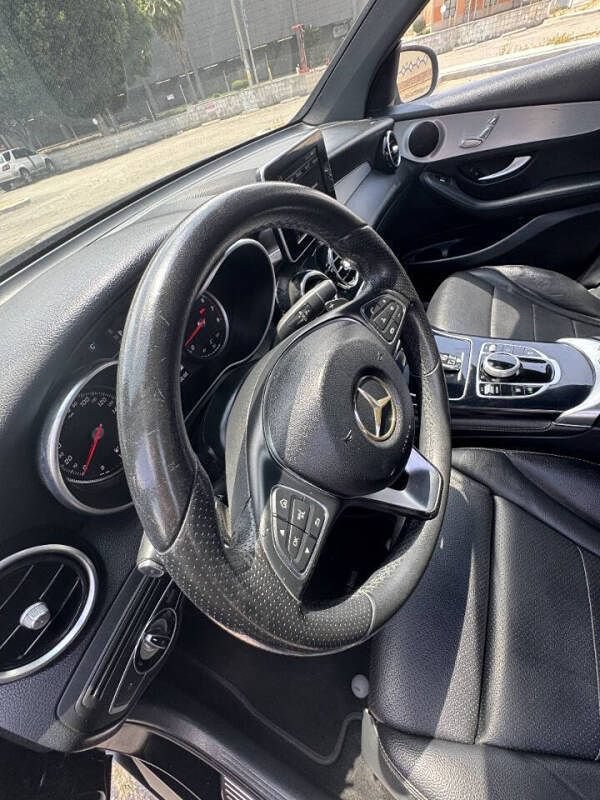 Used 2017 Mercedes-Benz GLC 300 image 13