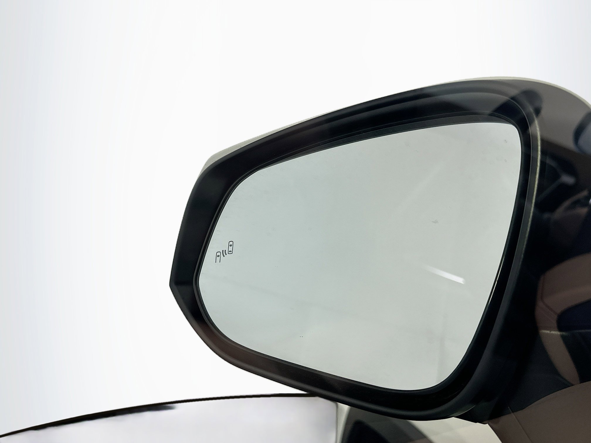 Used 2025 Toyota RAV4 LE image 16
