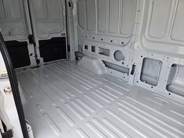 New 2026 Ford Transit 250 148 Medium Roof RWD image 18