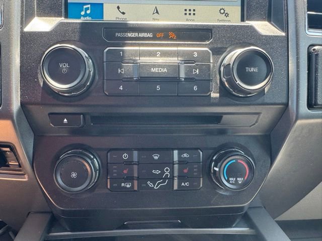 Used 2018 Ford F450 XLT w/ XLT Premium Package AWD/4WD image 26