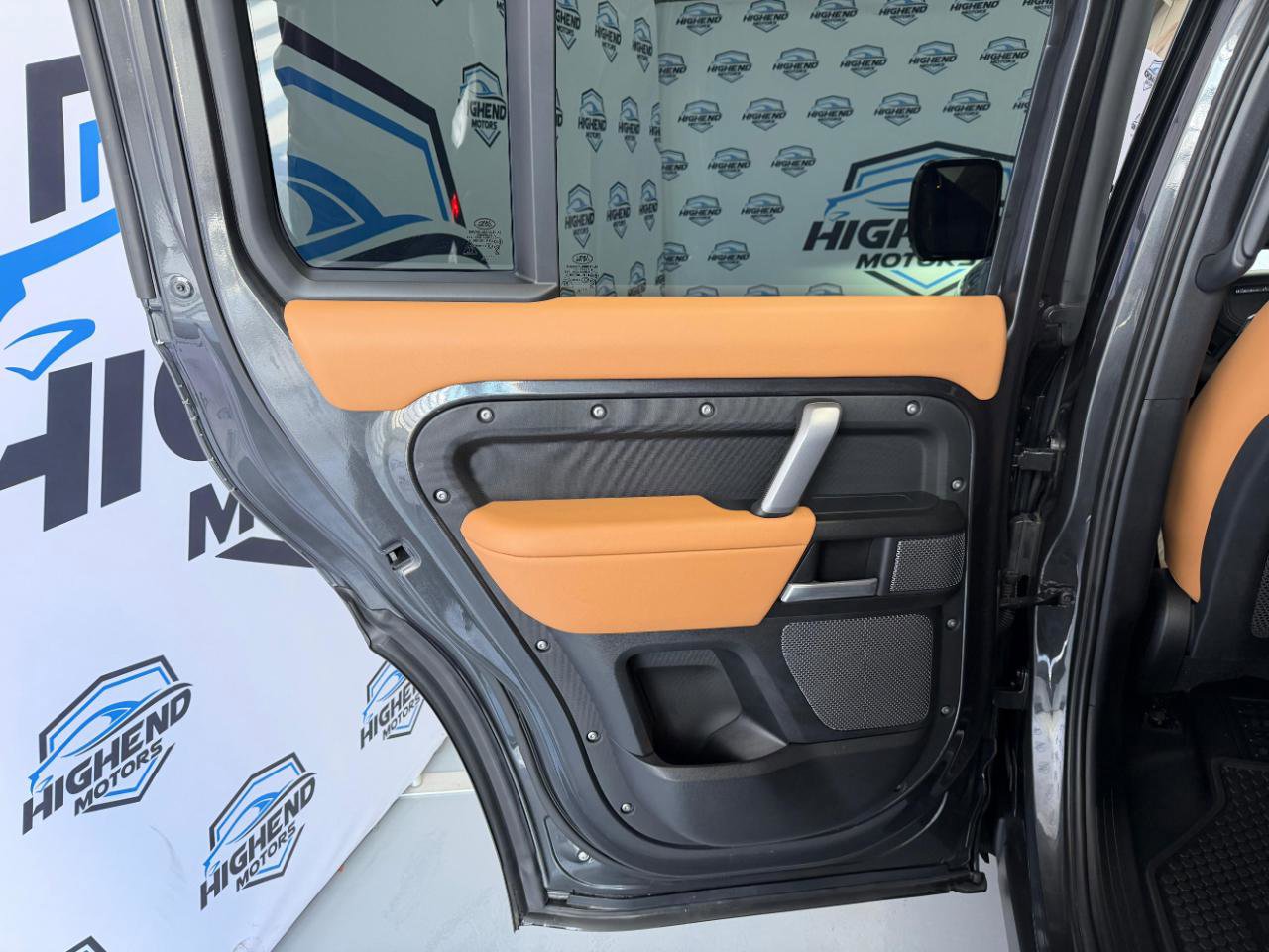 Used 2024 Land Rover Defender 110 Carpathian Edition image 21