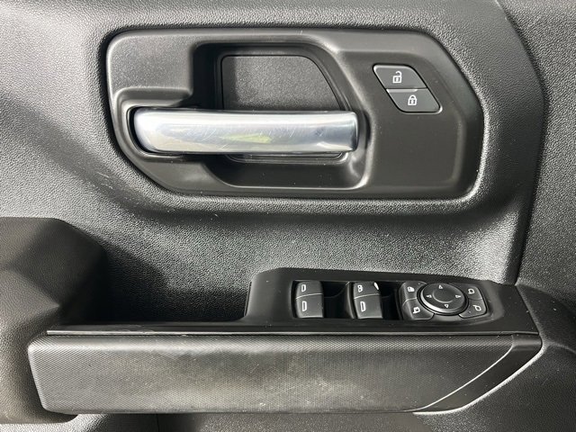 Used 2021 GMC Sierra 2500 4x4 Crew Cab w/ Convenience Package image 17