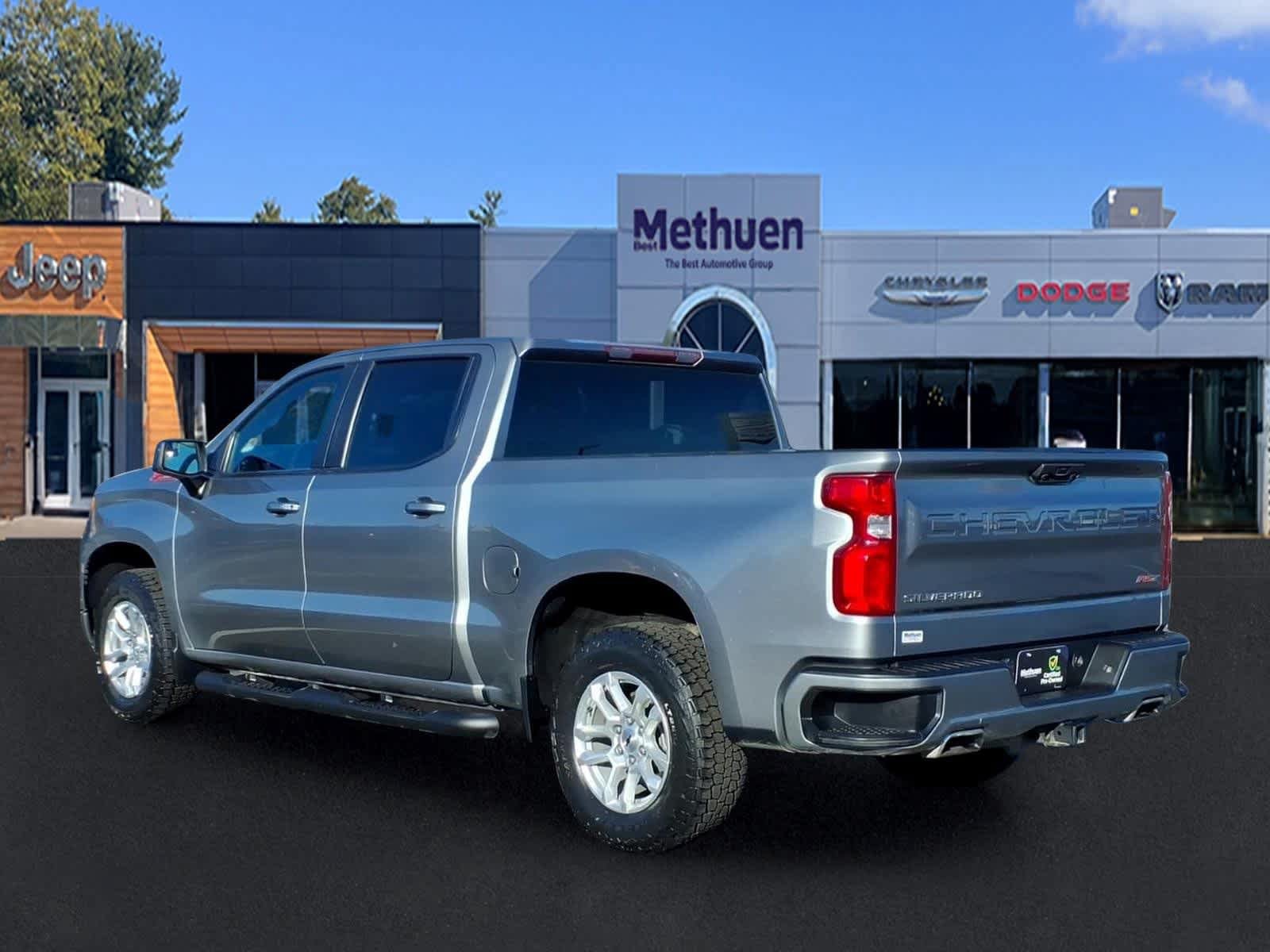 Used 2023 Chevrolet Silverado 1500 RST AWD/4WD image 7