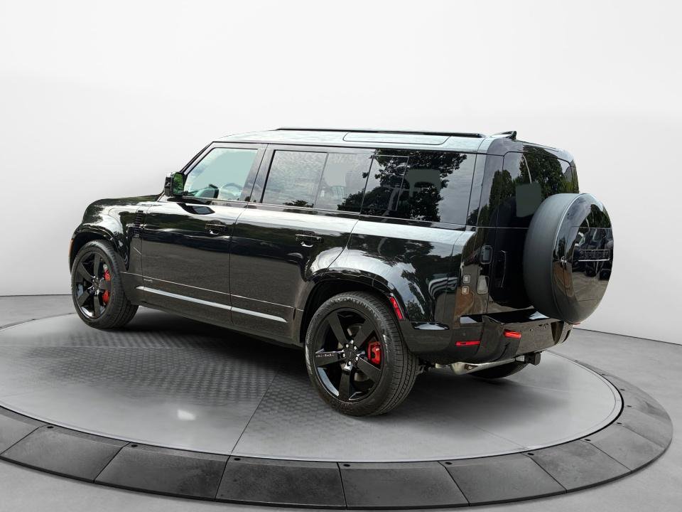 New 2026 Land Rover Defender 110 X AWD/4WD image 5