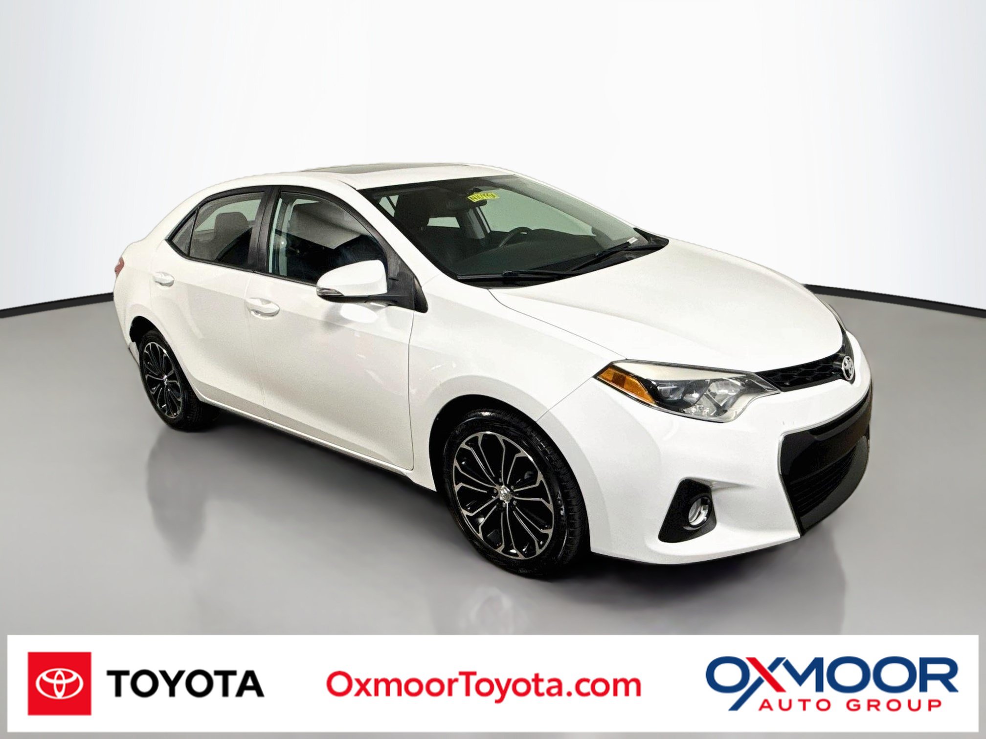Used 2015 Toyota Corolla S FWD image 1