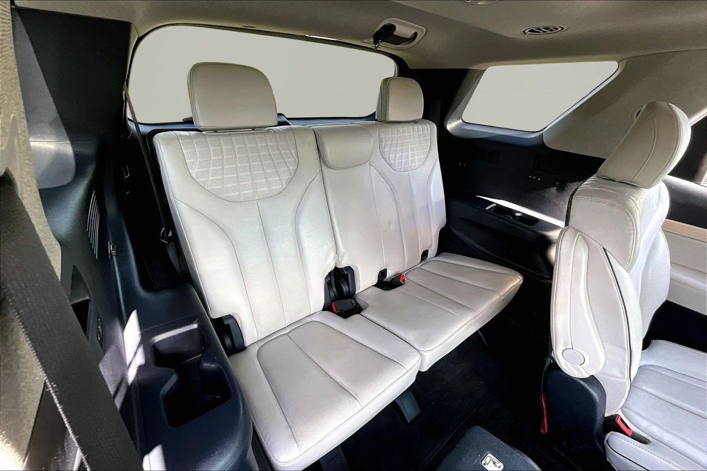 Used 2024 Hyundai Palisade Limited AWD/4WD image 21