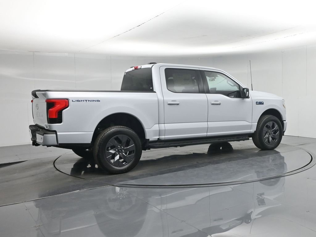 New 2025 Ford F150 Lightning Flash AWD/4WD image 28
