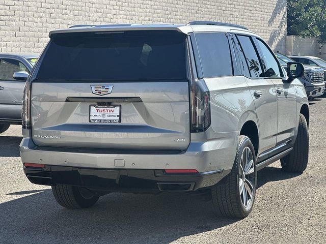 Used 2025 Cadillac Escalade Sport image 4