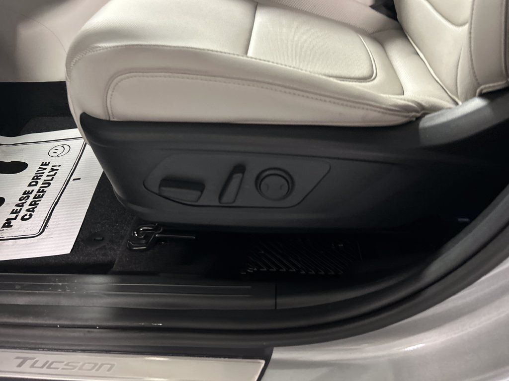New 2026 Hyundai Tucson Limited AWD/4WD image 11