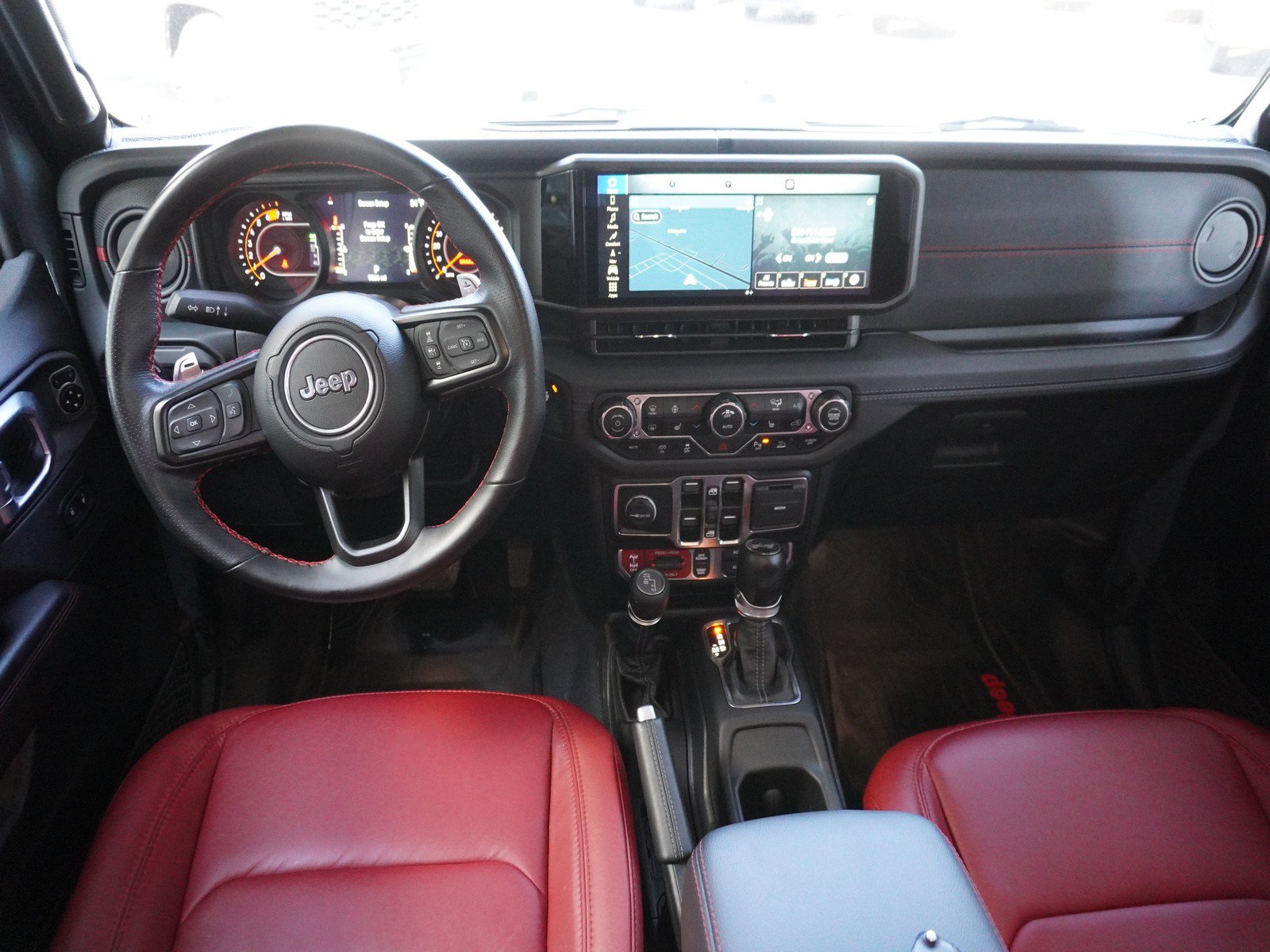 Used 2024 Jeep Wrangler Unlimited Rubicon 392 AWD/4WD image 2