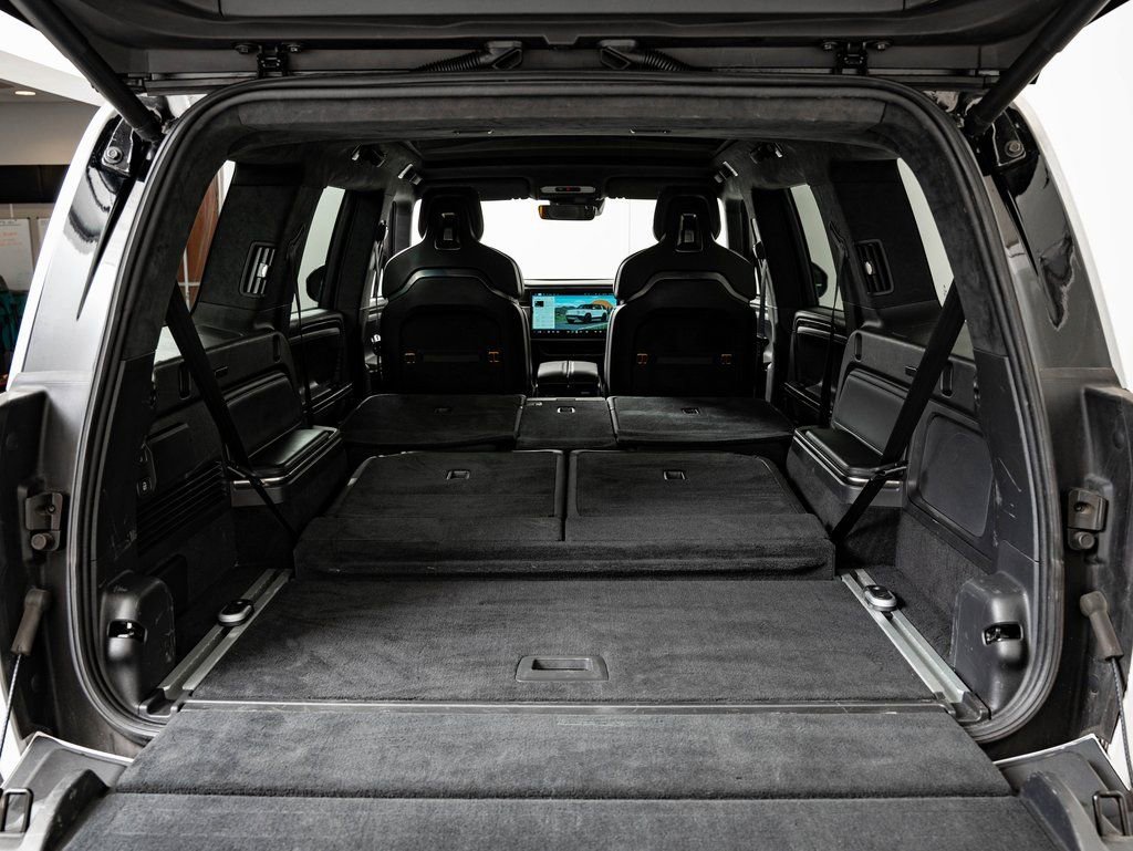 Used 2023 Rivian R1S Adventure image 23