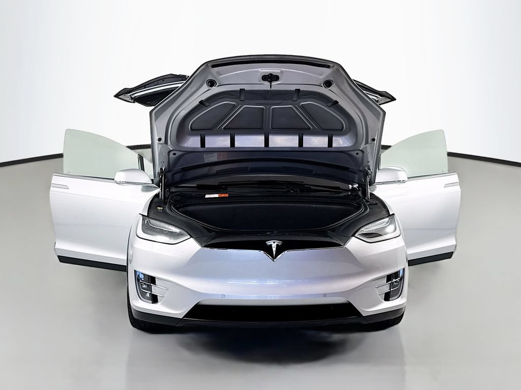 Used 2018 Tesla Model X 100D AWD/4WD image 19