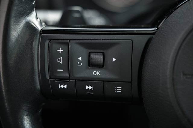 Used 2023 Nissan Rogue SL w/ SL Premium Package image 33