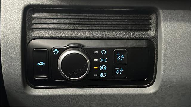 Used 2023 Ford F250 XL w/ Camper Package image 37