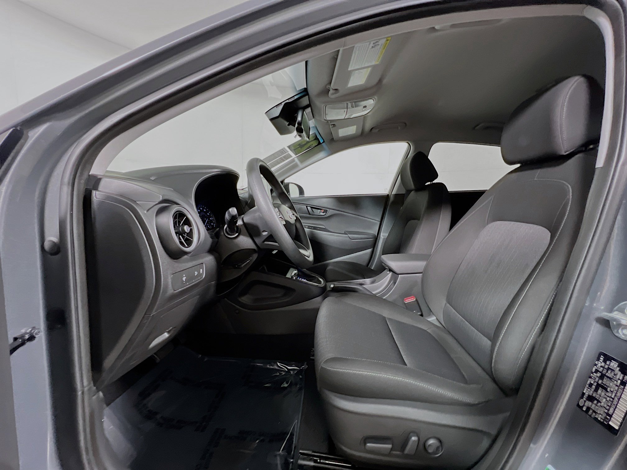 Used 2023 Hyundai Kona SEL w/ Cargo Package image 15