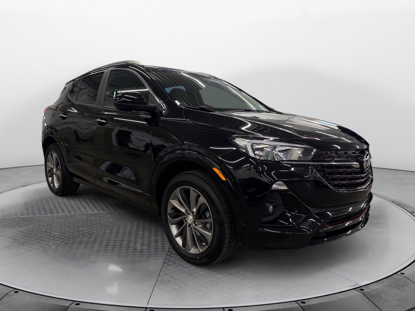 Used 2023 Buick Encore GX Select w/ Sport Touring Package AWD/4WD image 4
