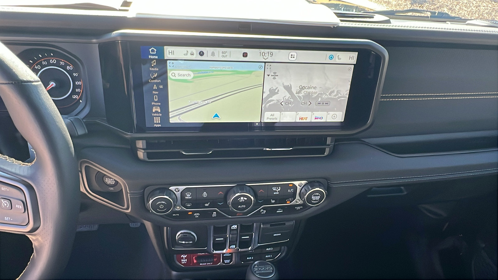 New 2025 Jeep Wrangler Unlimited Rubicon 392 image 30