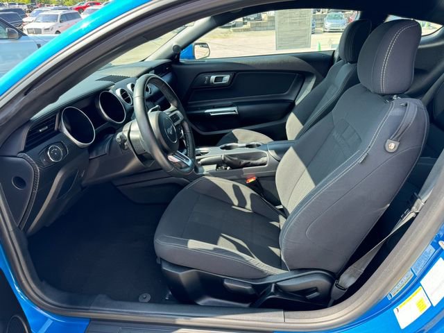 Used 2021 Ford Mustang EcoBoost image 12