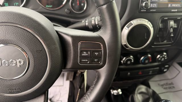 Used 2018 Jeep Wrangler Unlimited Rubicon image 24