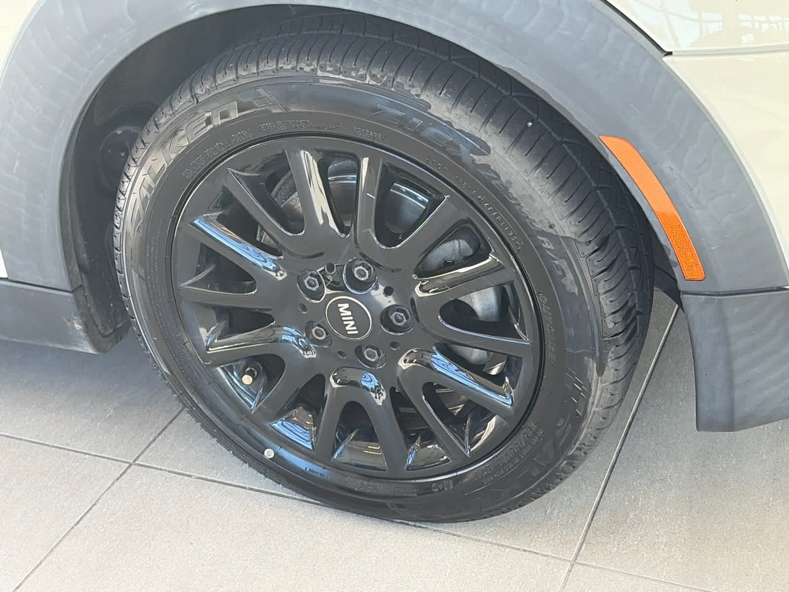 Used 2017 MINI Cooper 4-Door Hardtop FWD image 14