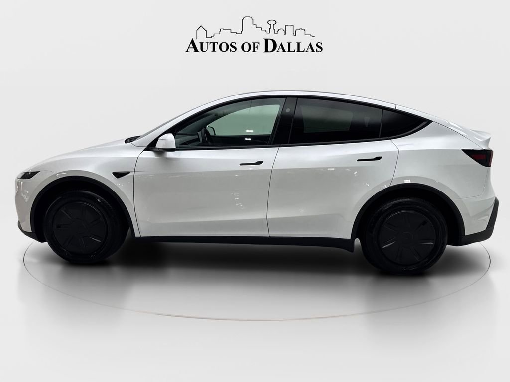 Used 2026 Tesla Model Y 2WD image 5