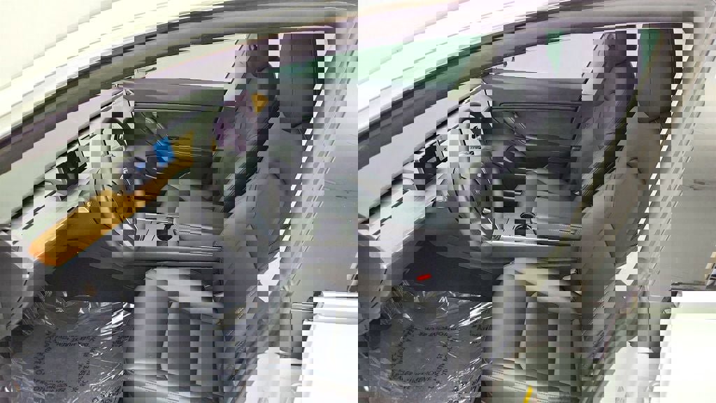 Used 2020 Tesla Model 3 Long Range image 25