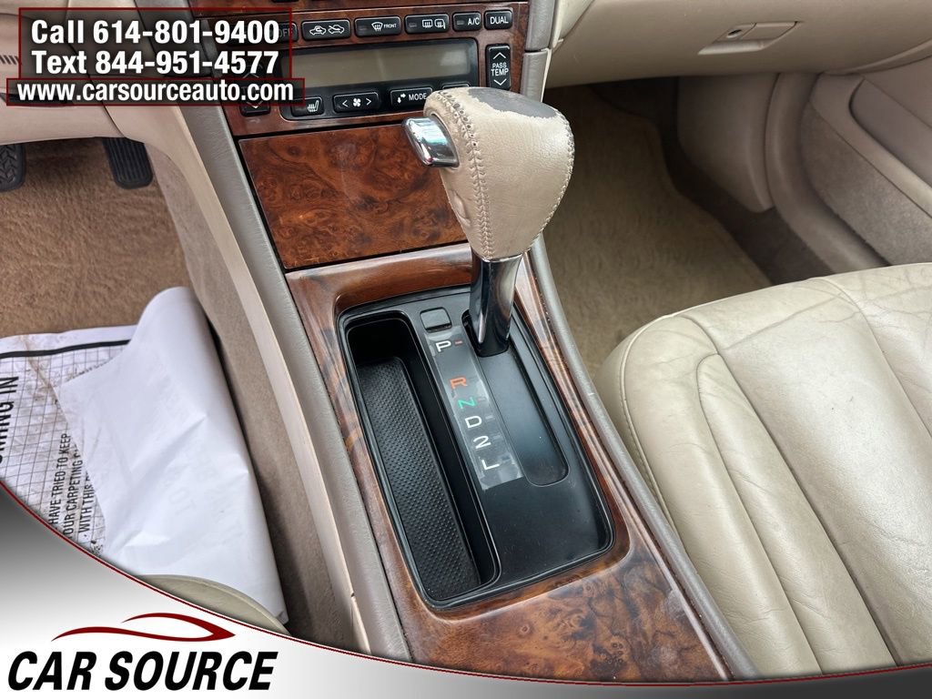 Used 2003 Toyota Avalon XLS image 17