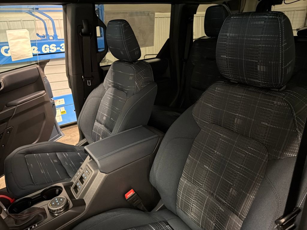 New 2025 Ford Bronco Heritage Edition image 19