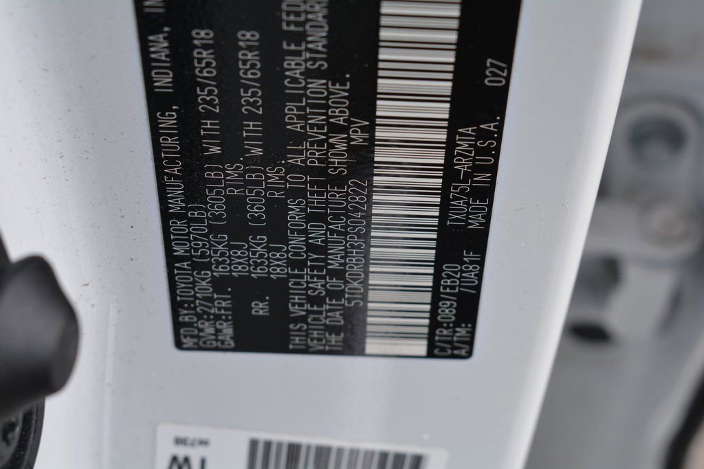 Used 2023 Toyota Highlander XLE image 27