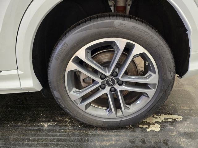Certified 2025 Audi Q5 Premium Plus w/ Premium Plus image 15