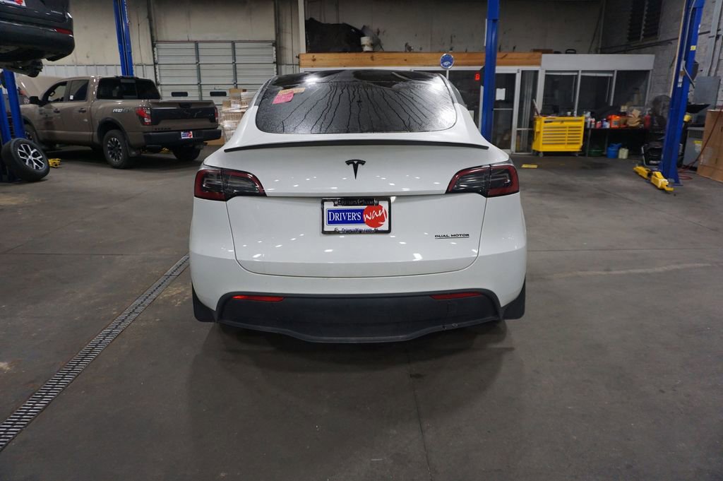 Used 2023 Tesla Model Y Long Range image 23