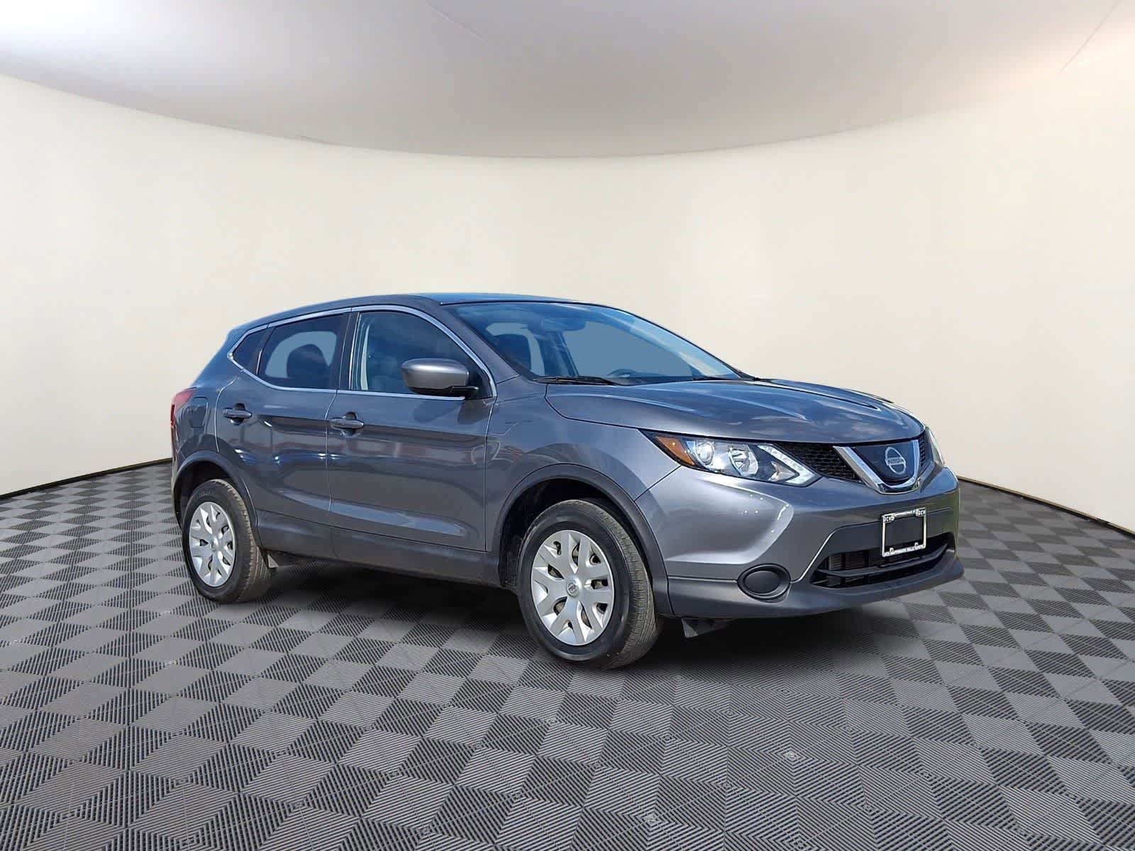 Used 2019 Nissan Rogue Sport S AWD/4WD image 4