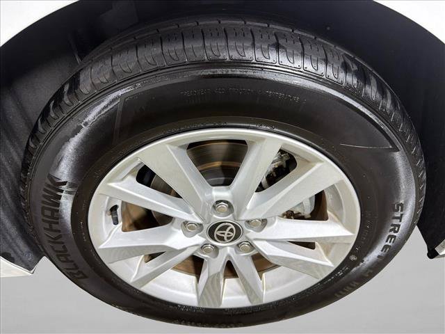Used 2025 Toyota Camry LE FWD image 19