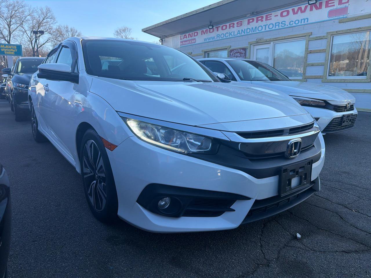 Used 2017 Honda Civic EX-T image 3