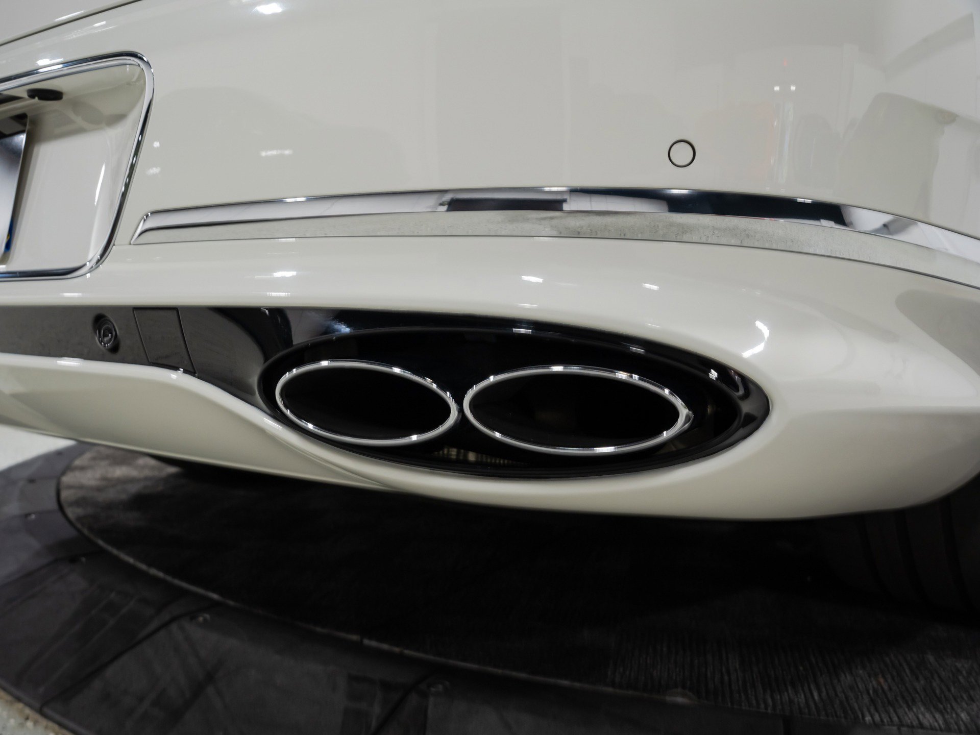 Used 2020 Bentley Continental GT V8 image 23