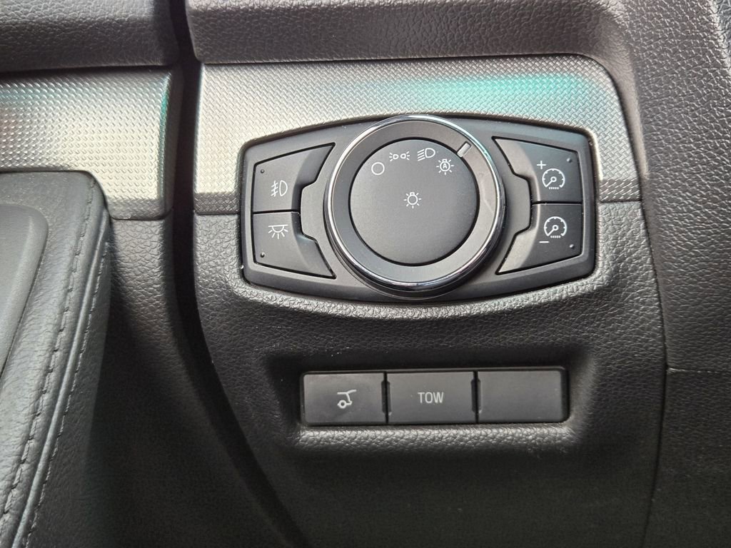 Used 2013 Ford Explorer Sport image 23